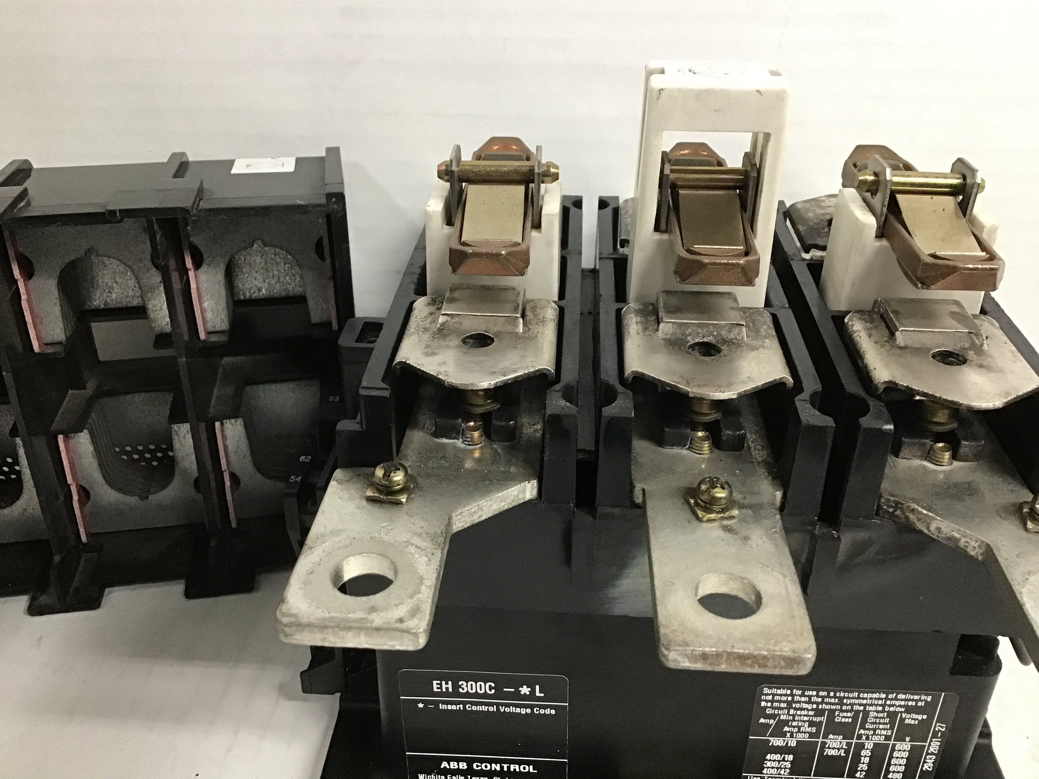 Contactor ABB EH300 – AA Electric Surplus